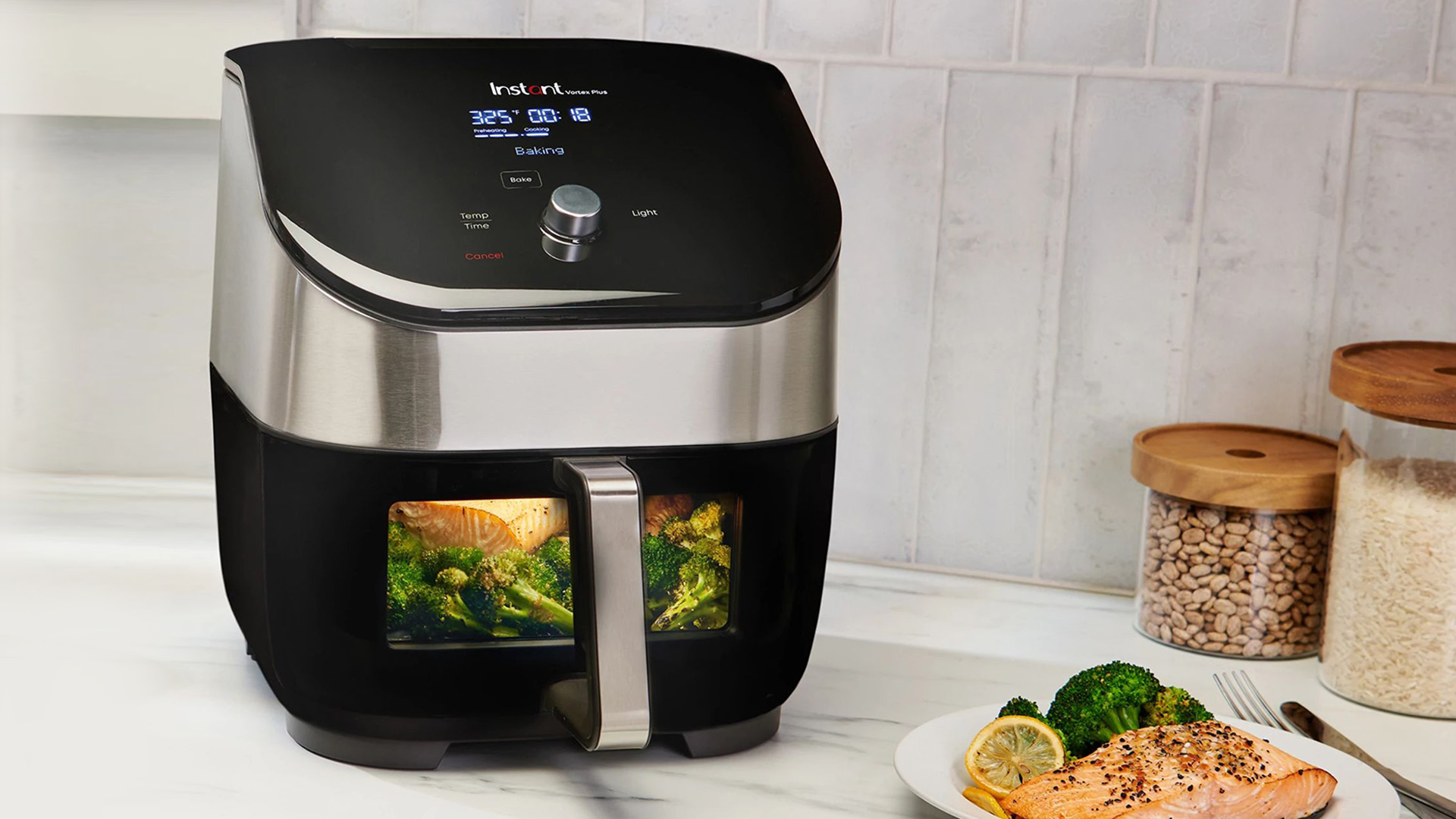 Instant Vortex Plus with ClearCook air fryer review: see the magic