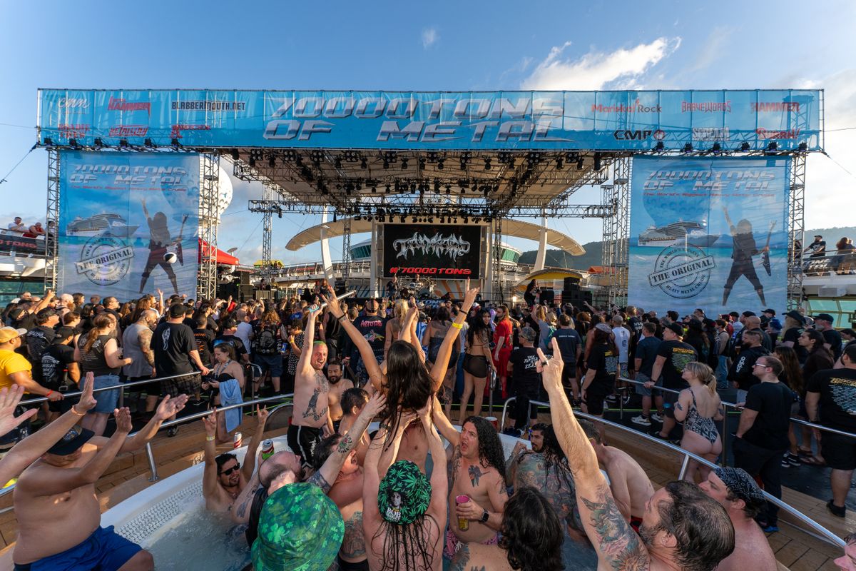 70000TONS OF METAL