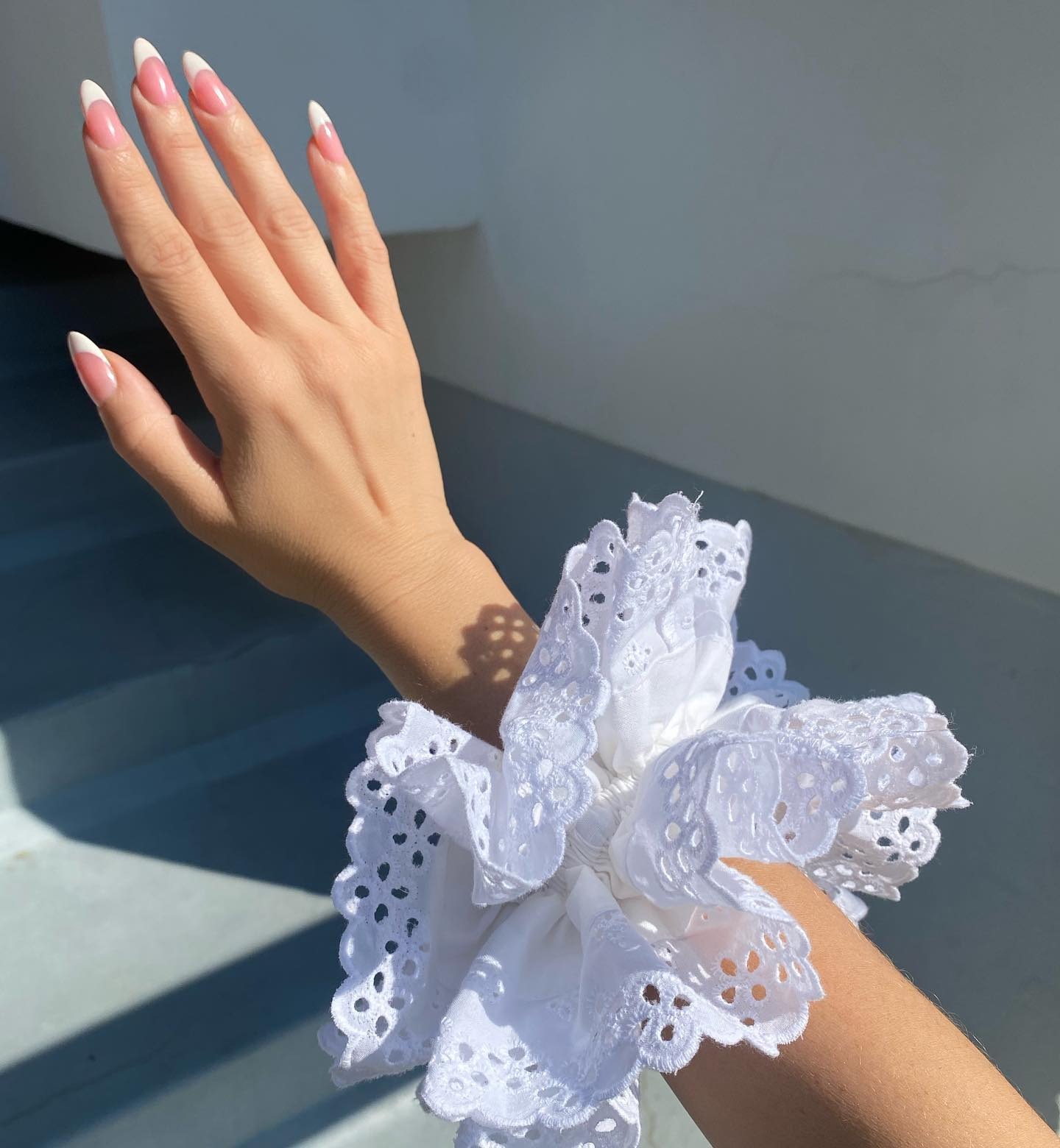 Photo of @hollyfalconenails for acrylic nails inspo