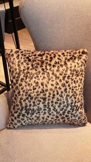 Amazon leopard throw blanket