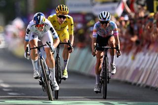 'I had to try' – Demi Vollering's late roll of the dice pays off as the Tour de France Femmes hits the hills on stage 5