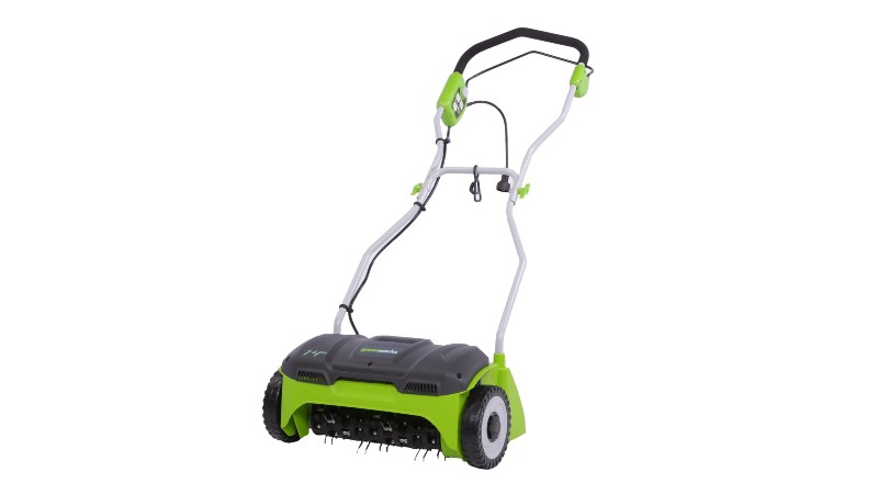 Greenworks 10A corded 14-inch dethatcher