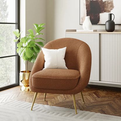 Leni Sherpa Chair
