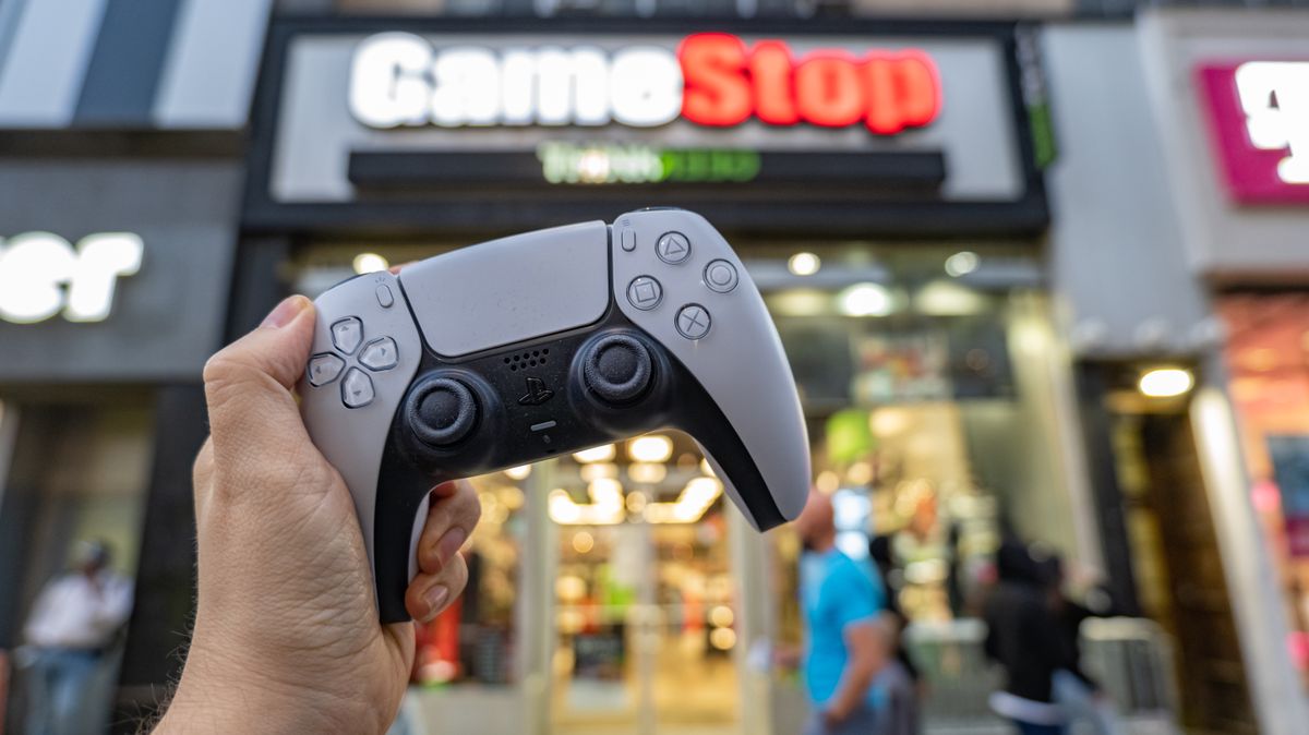 GameStop Black Friday Offer: Trade-In Any PlayStation 5 Console & Earn