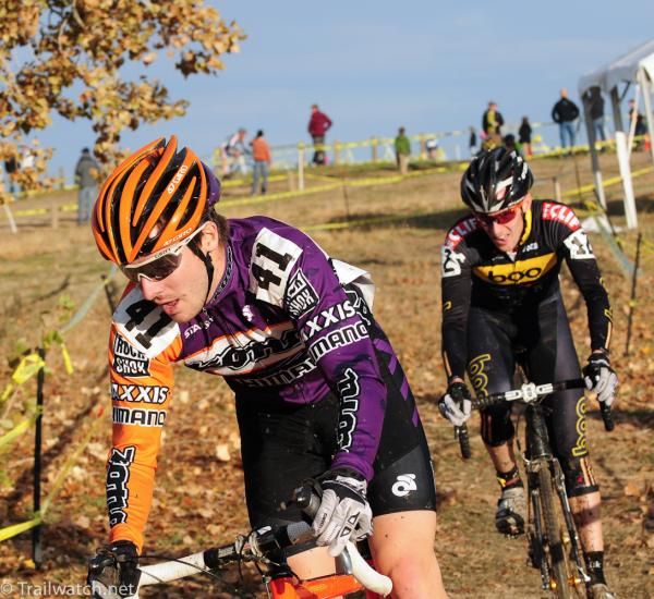 Spenser Paxson (Kona) descending to the beach