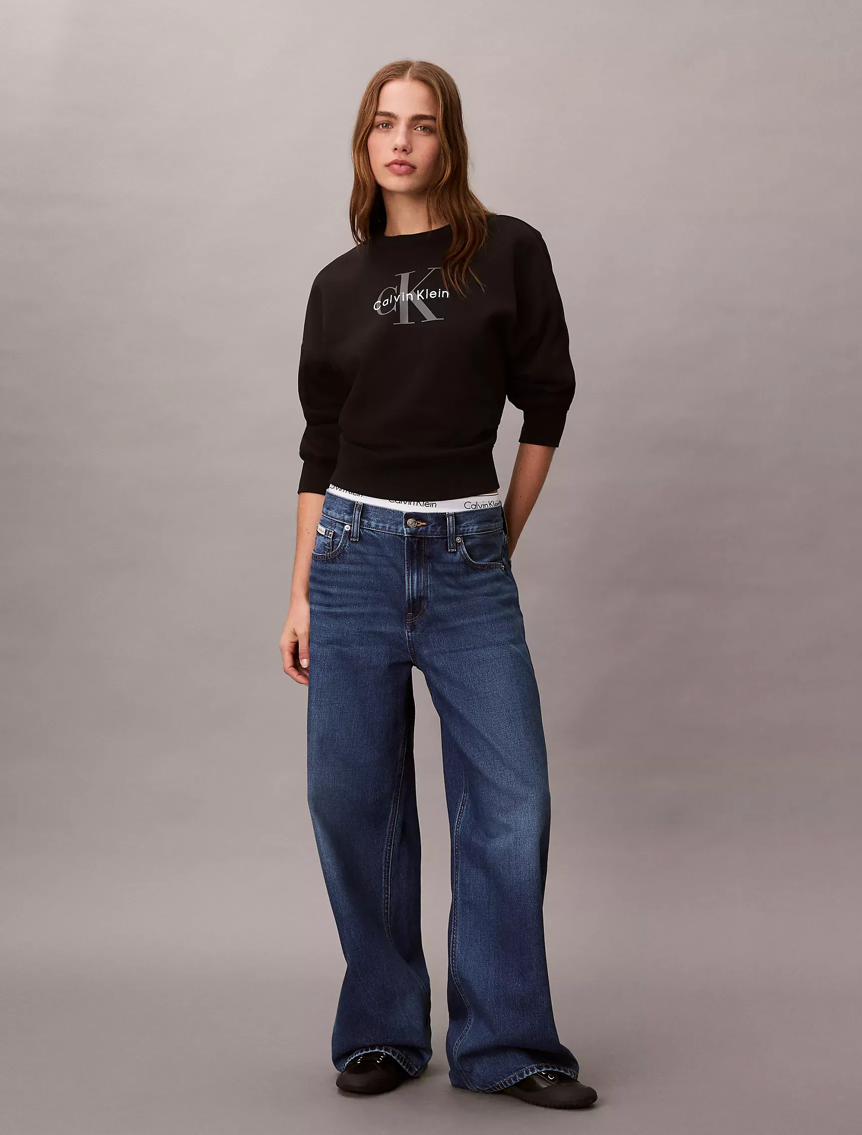 Low Rise Baggy Jeans