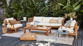 Outer outdoor furniture collection in a garden.