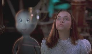 Casper Christina Ricci and ghost friend looking up