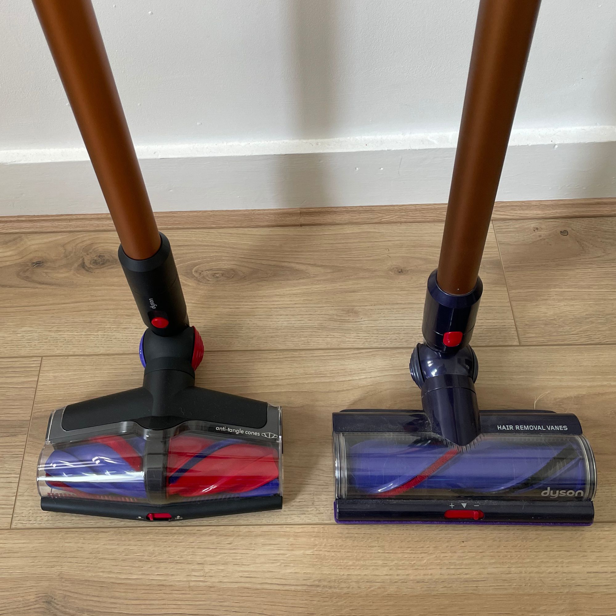 Dyson V16 Piston Animal floorhead next to the Gen5detect floorhead