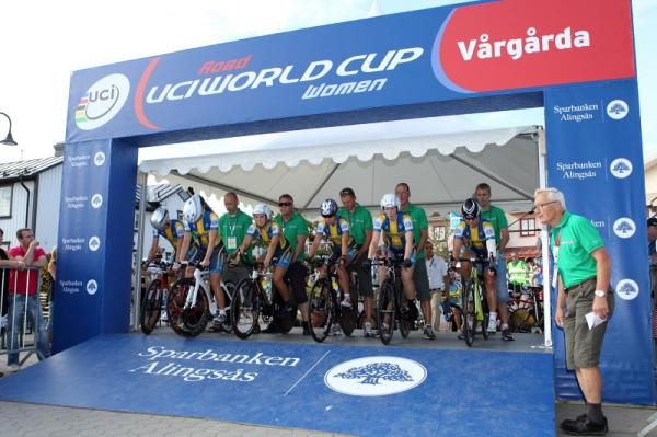 The Swedish team were first off