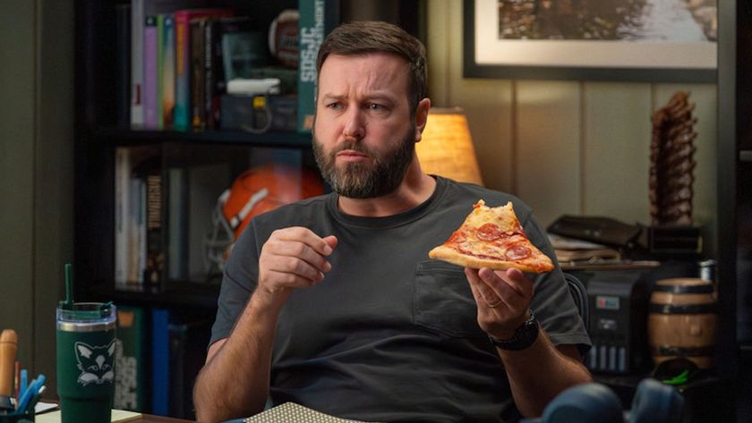Boone eating a piece of pizza in Stumble Season 1x03