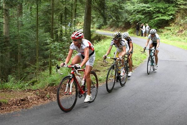 After attack and counter-attack , GC contender, Olga Zabelinskaya (Safi-Pasta Zara) leads Judith Arndt (HTC - Columbia Women) and Edita Pucinskaite (Gauss Rdz Ormu), Shara Gillow (Australia) held on for a while too