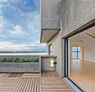 Terrace of Habitat 67