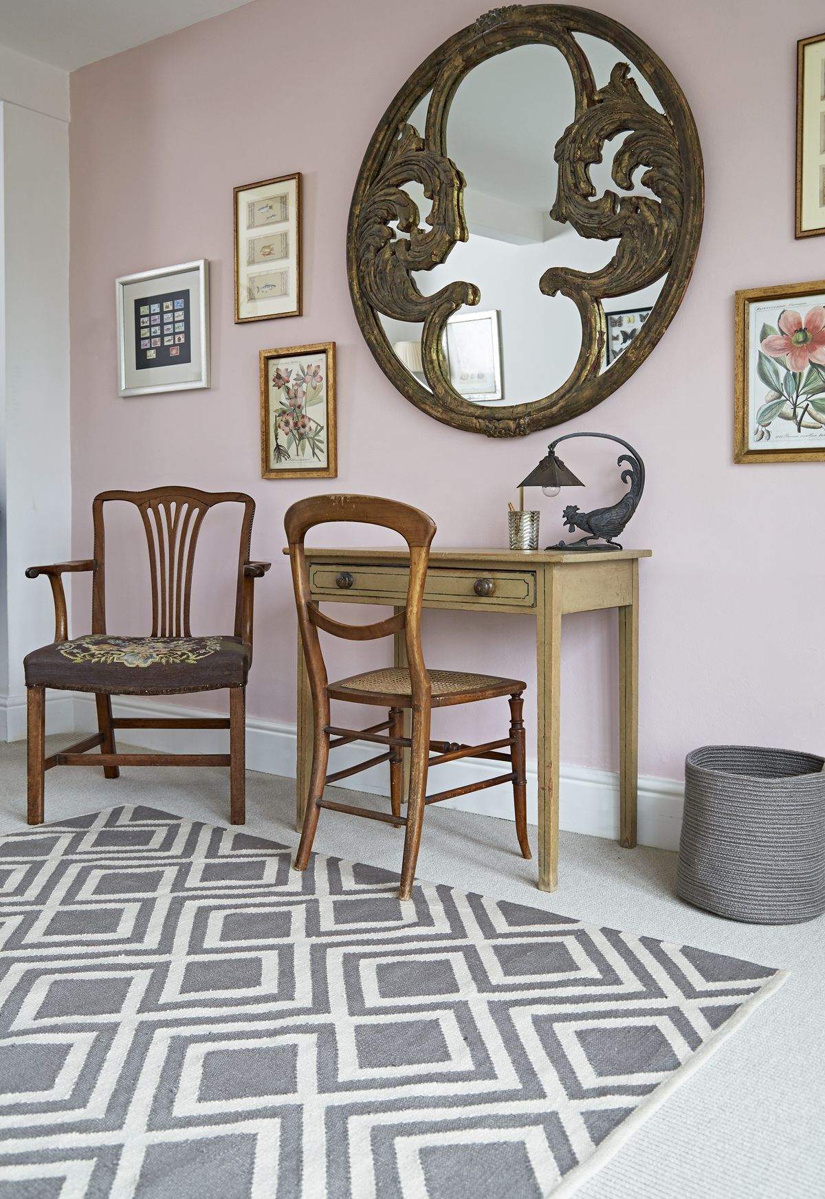 Hallway paint ideas 11 colours for a entrance Homebuilding