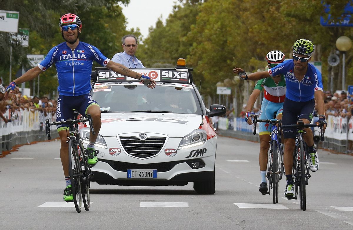 Ulissi beats his compatriots to the line