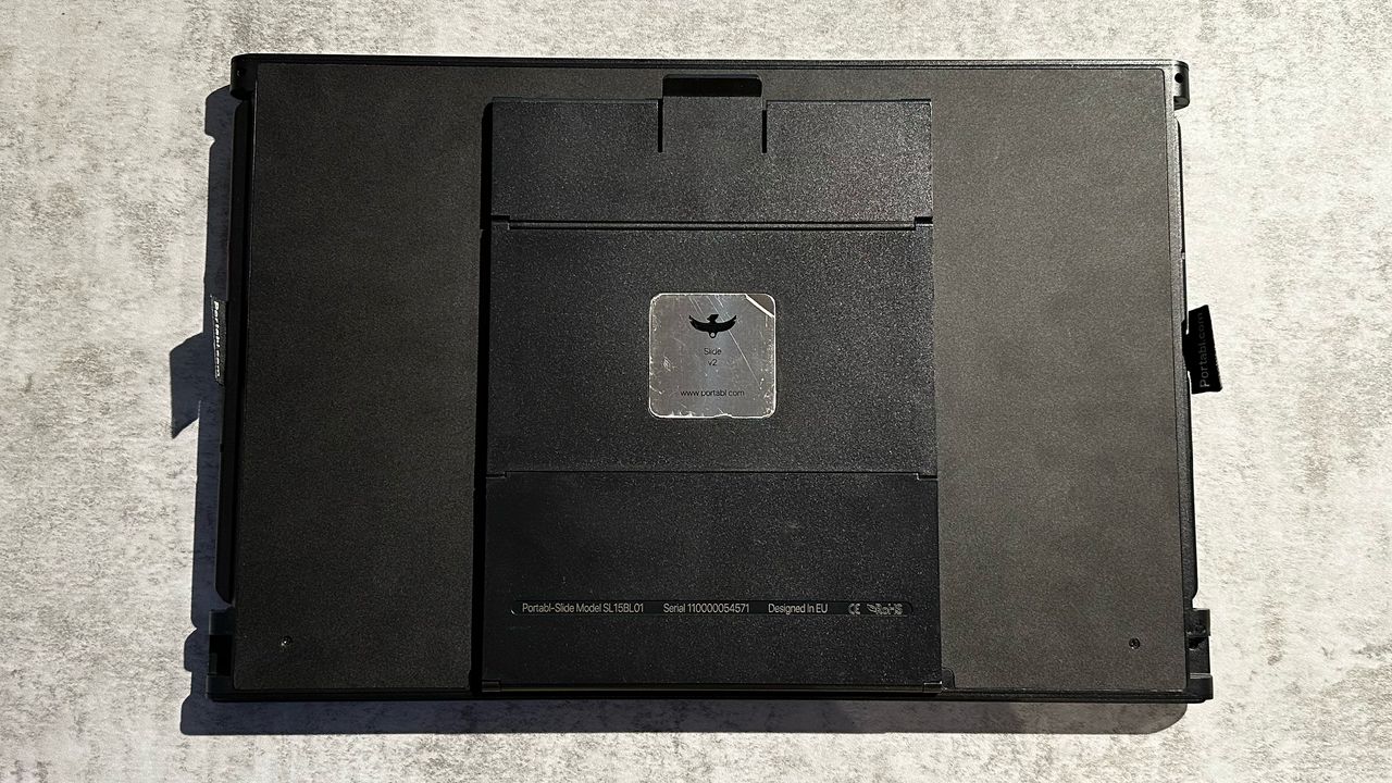 Portable Monitor Slide V2