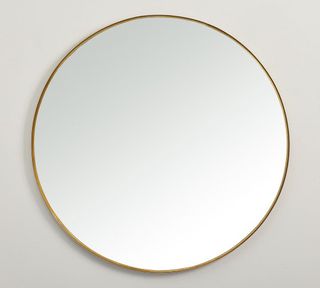 Stowe's round mirror
