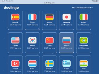 Duolingo screenshot: Tiles with flags and languages