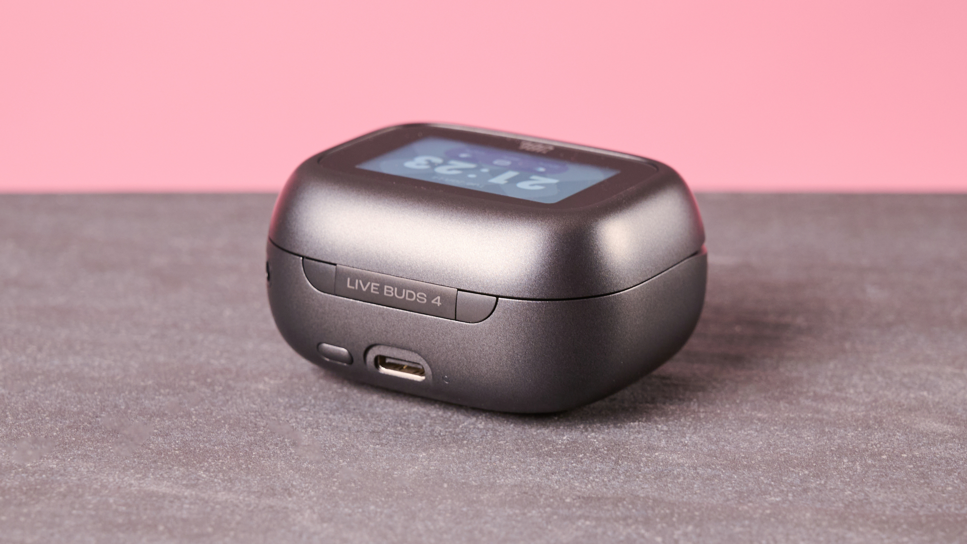 JBL Live Buds 4 charging case