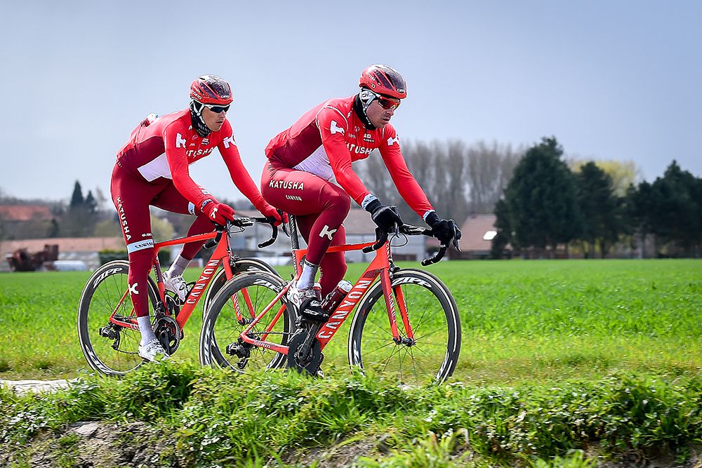 Katusha recon the Paris-Roubaix cobbles
