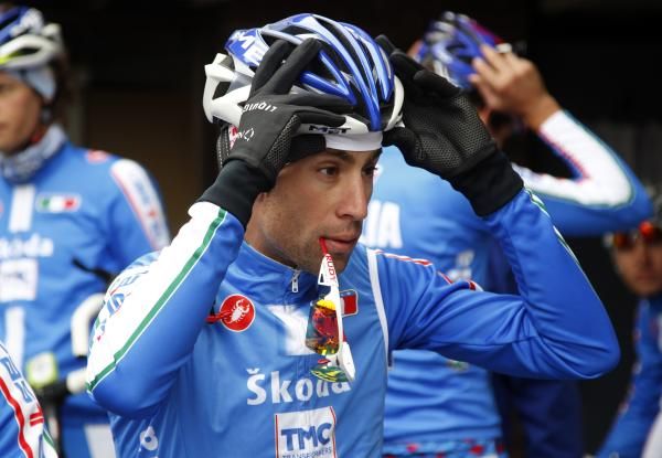 Nibali puts his helmet on for his training ride