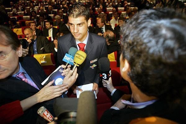 Pereiro gets all the attention