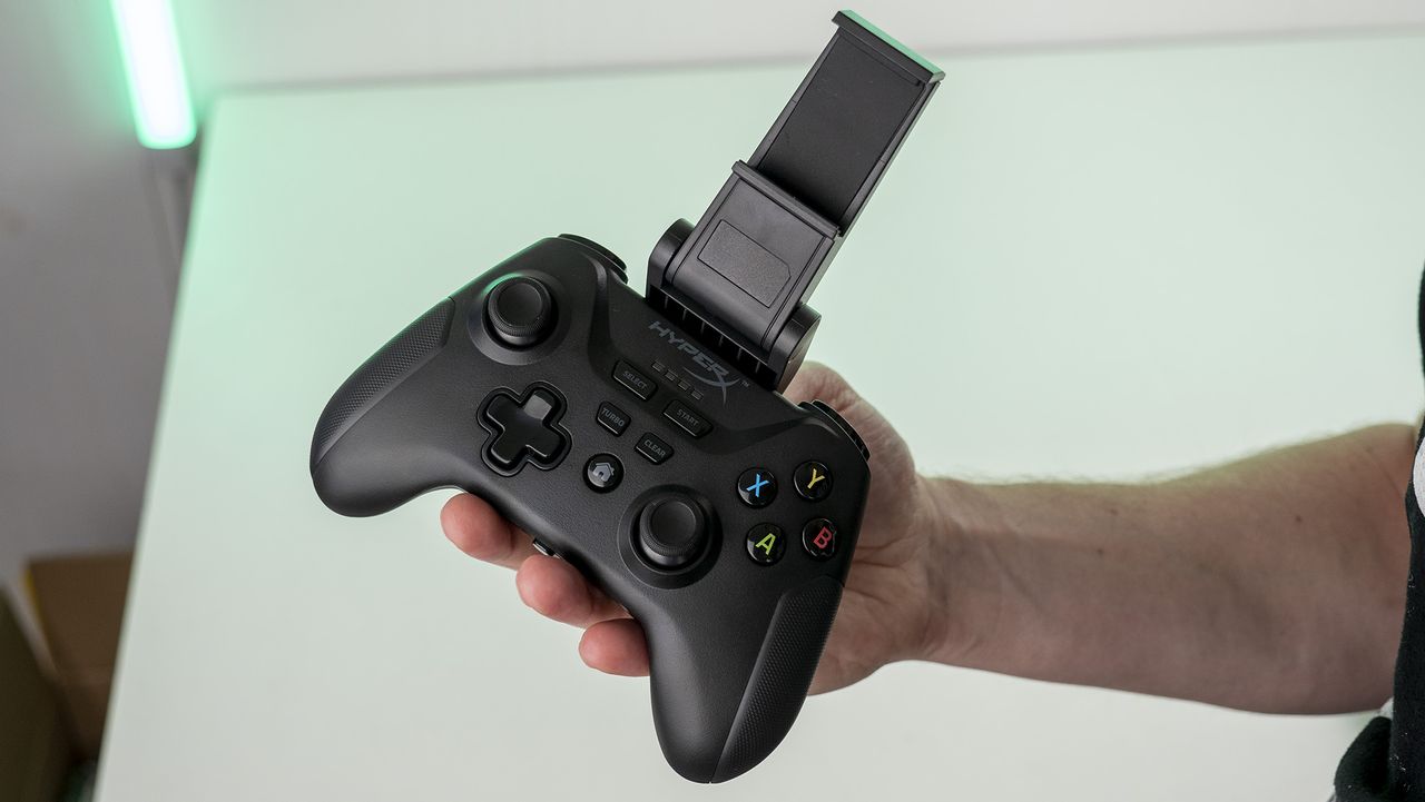 HyperX Clutch controller