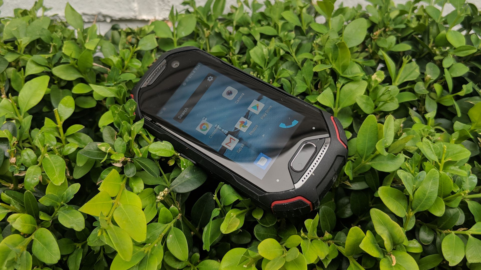 ユニハーツ　アトム　unihertz 　atom Unihertz Atom - 2.45インチ画面の最小の頑丈なスマートフォン