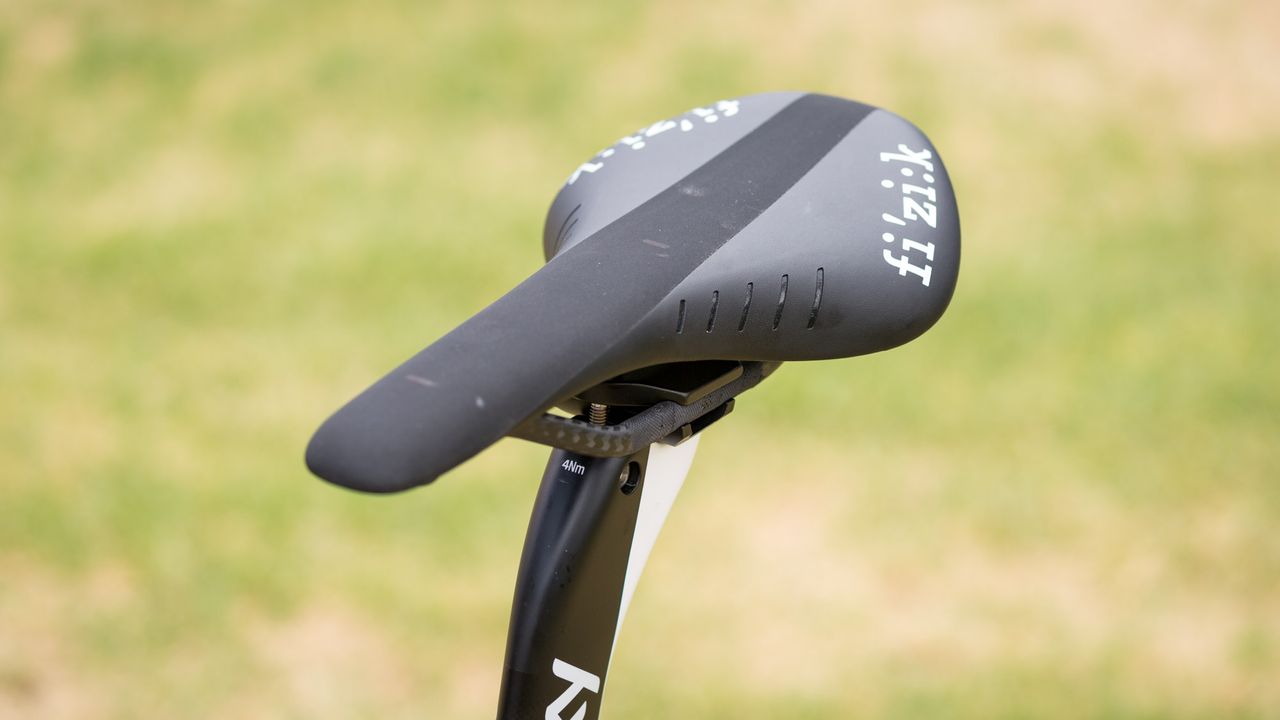 Bernal opts for a colour coordinated Fizik Antares saddle