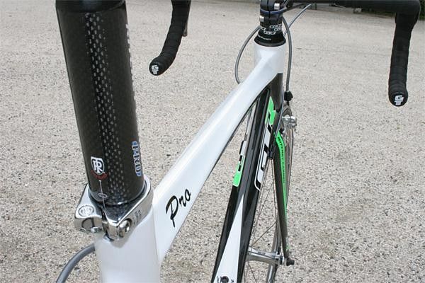 Both the GTR Team and Pro feature hard-edged carbon frame tubing.