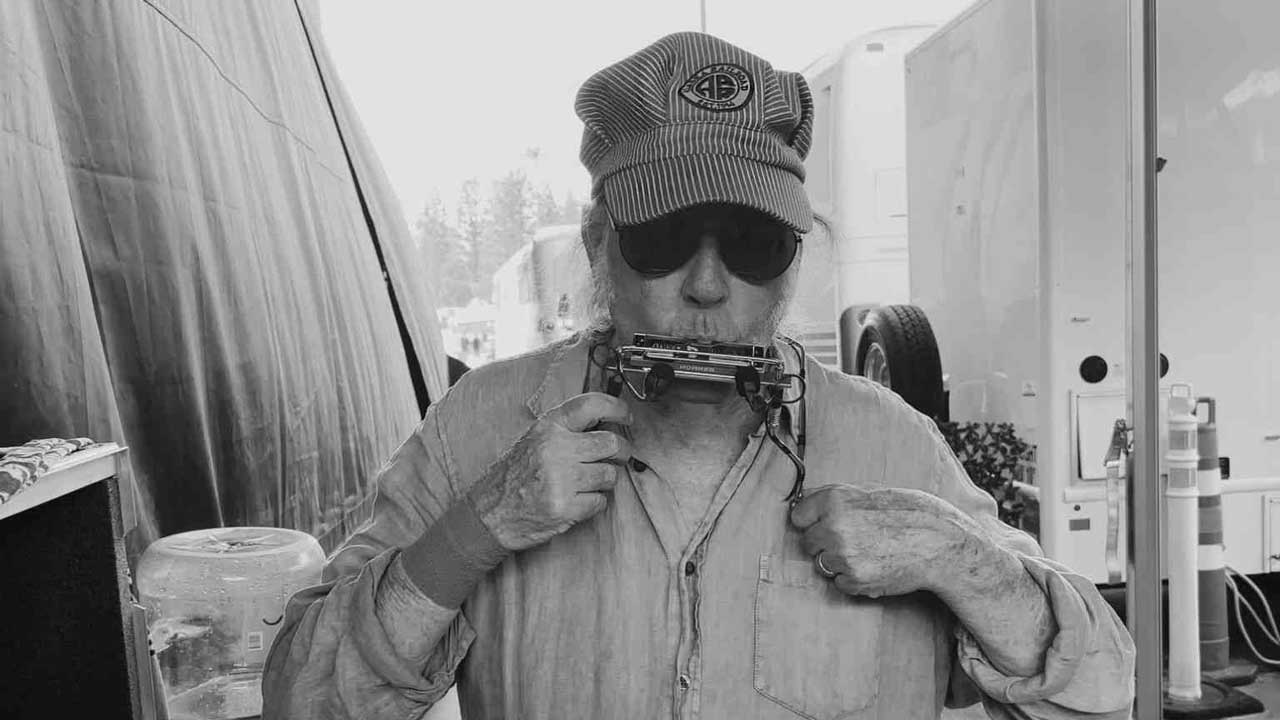 Neil Young backstage