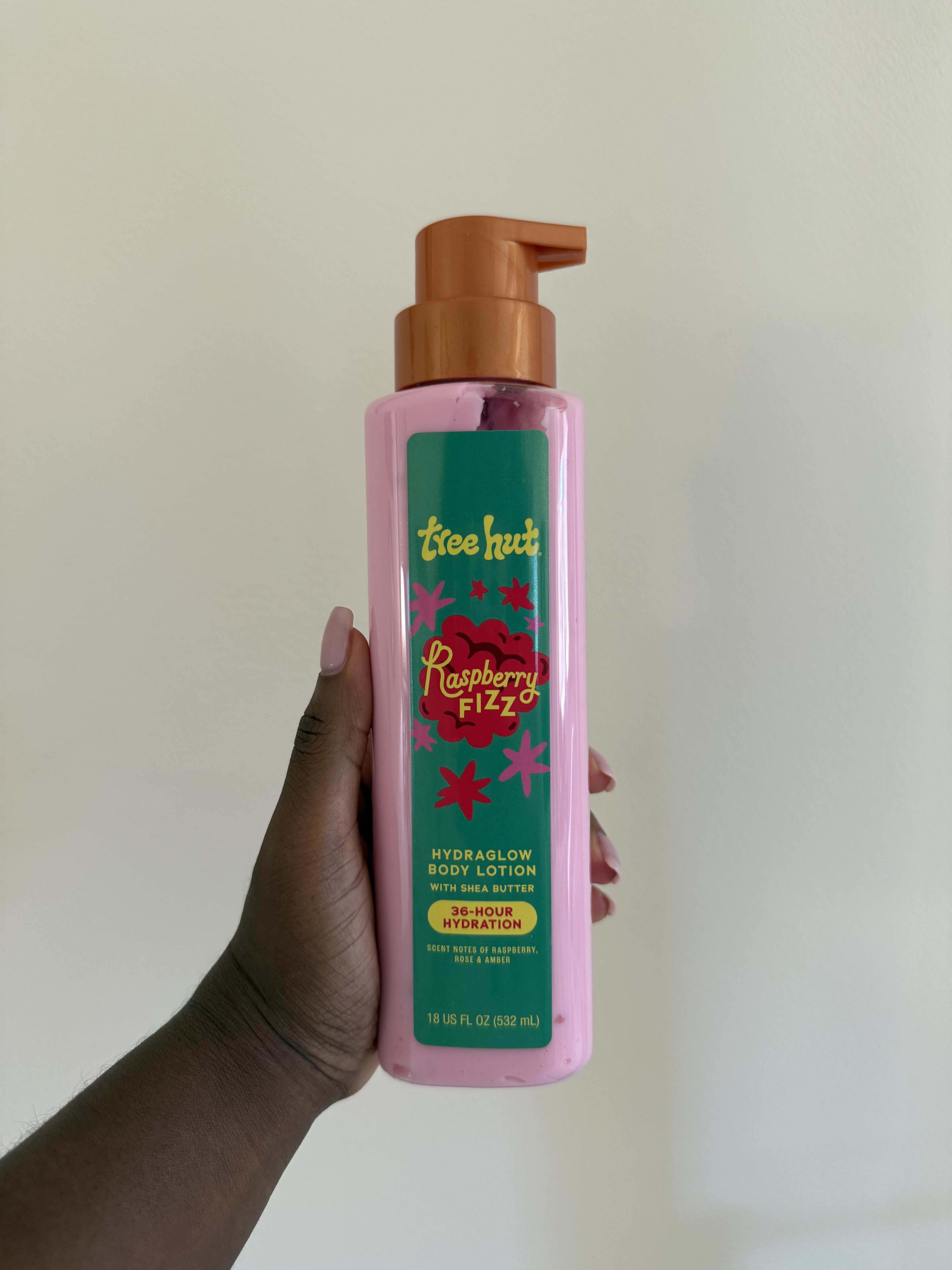 Tree Hut Raspberry Fizz Hydraglow Body Lotion