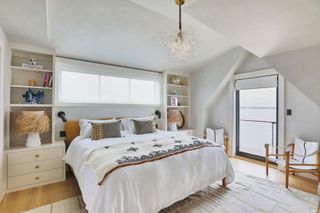 Beach House bedroom with boho style