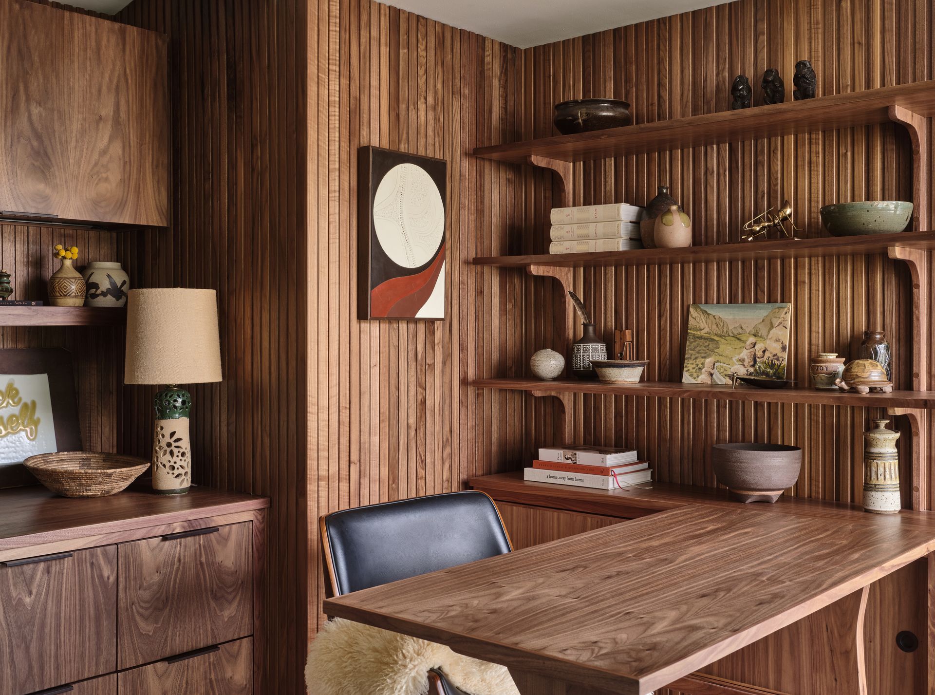 The Cozy Desk Trend Encourages a Comfy Work-From-Home Set-Up | Livingetc