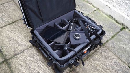 Vanguard Supreme 53D camera case