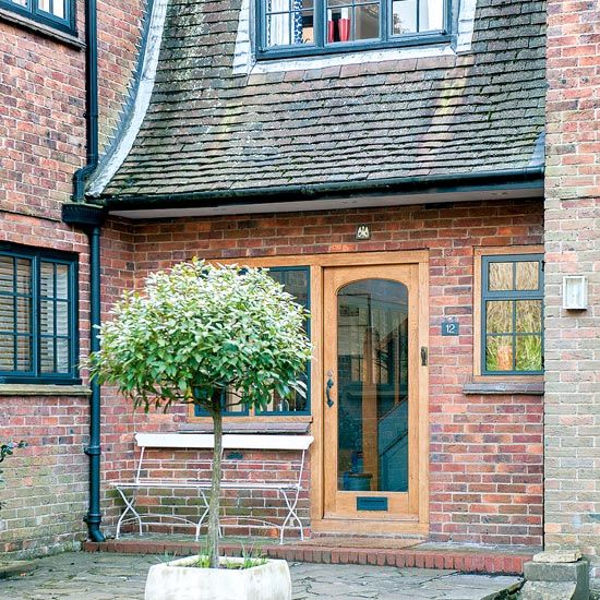 Take a look around this colourful 1920s house in Surrey | Ideal Home