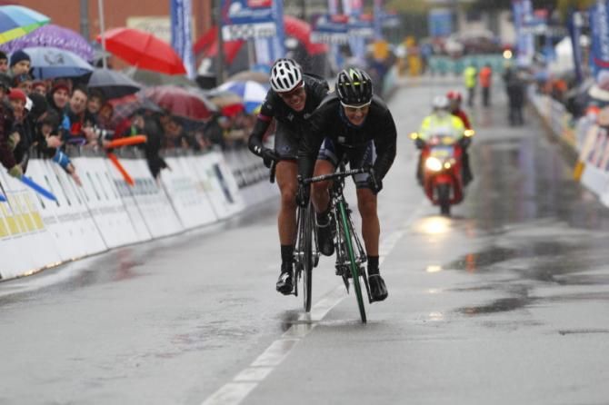 Emma Johansson (Orica - AIS) sprinted to second ahead of Ellen van Dijk (Specialized - lululemon)