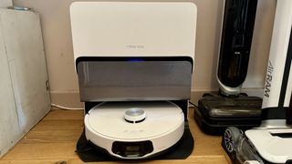 Roborock S8 MaxV Ultra at home