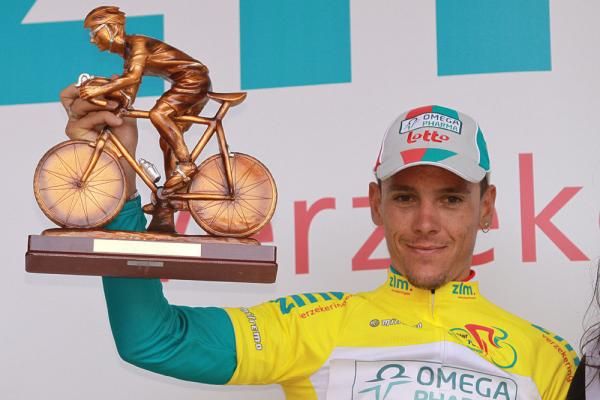 2011 Ster ZLM Toer champion Philippe Gilbert with his winner's trophy.