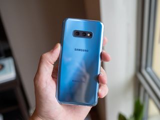 Samsung Galaxy S10e