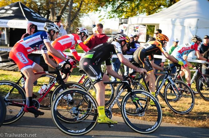 The Elite Men round the first turn on the course