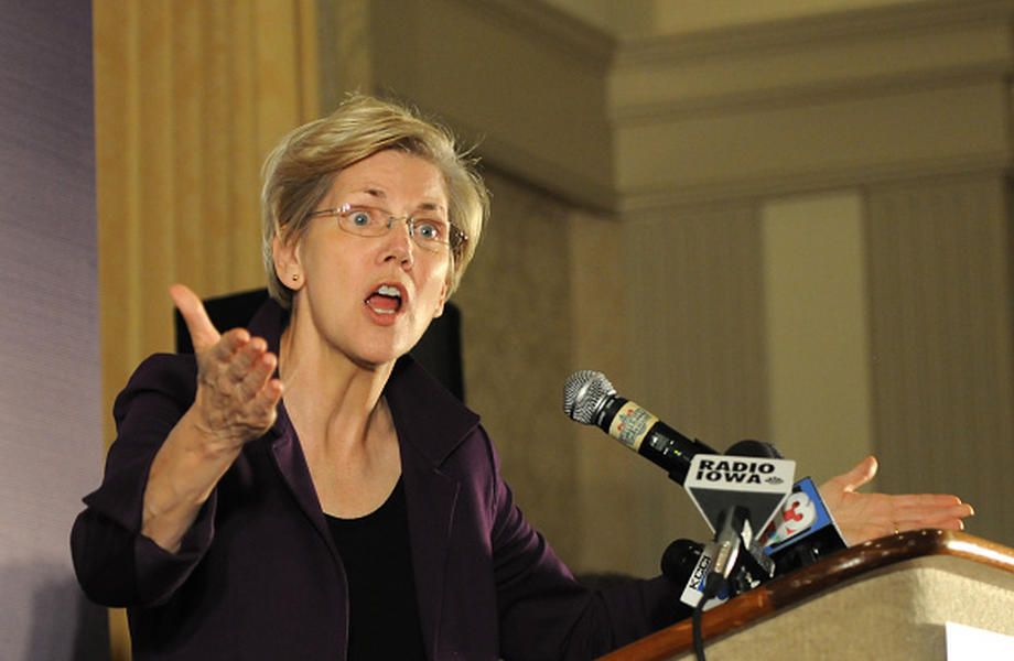 Elizabeth Warren in 2013: Government shutdown is &amp;#039;anarchy.&amp;#039; Elizabeth Warren in 2014: Shut down the government!