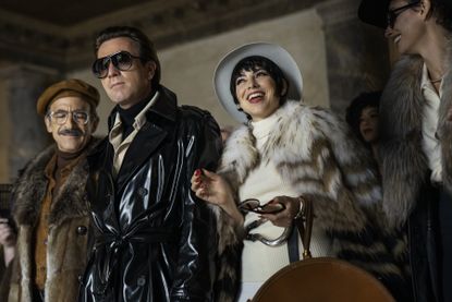 DAVID PITTU as JOE EULA, EWAN MCGREGOR as HALSTON, KRYSTA RODRIGUEZ as LIZA MINNELLI, and REBECCA DAYAN as ELSA PERETTI in episode 102 of HALSTON NETFLIX