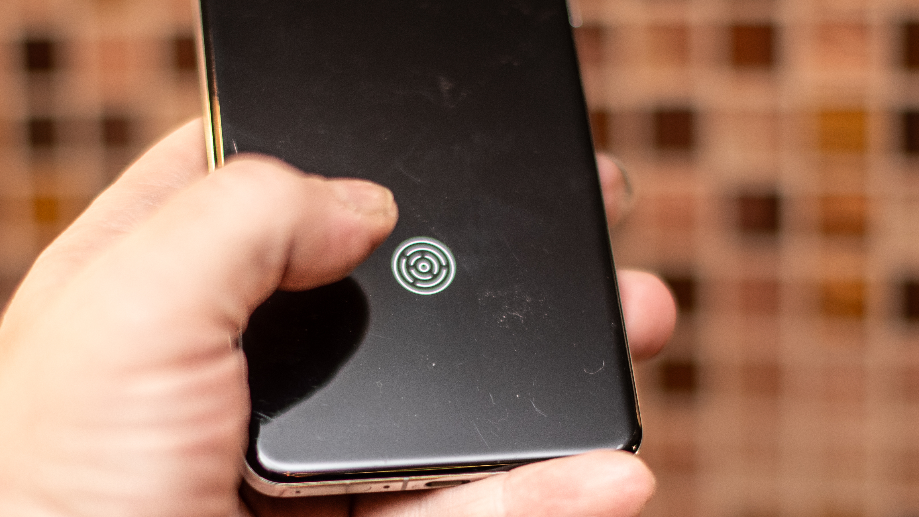 OnePlus 13 fingerprint scanner icon on screen