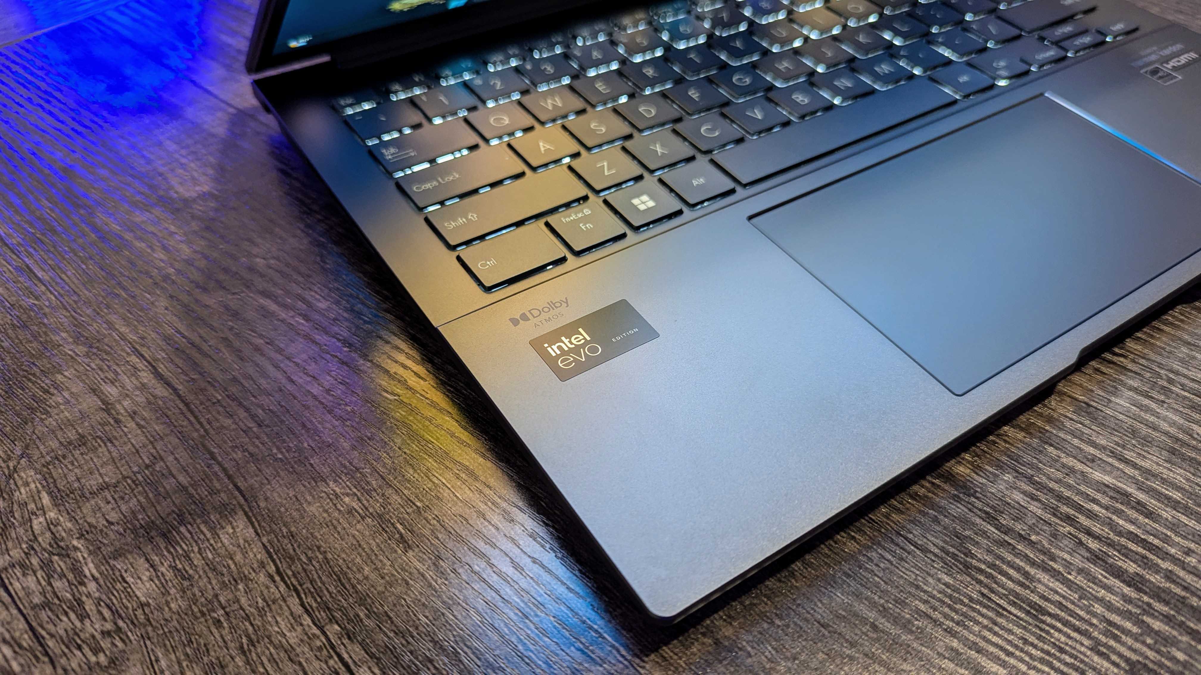 Image of the ASUS Zenbook 14 (Q415M) Windows laptop.