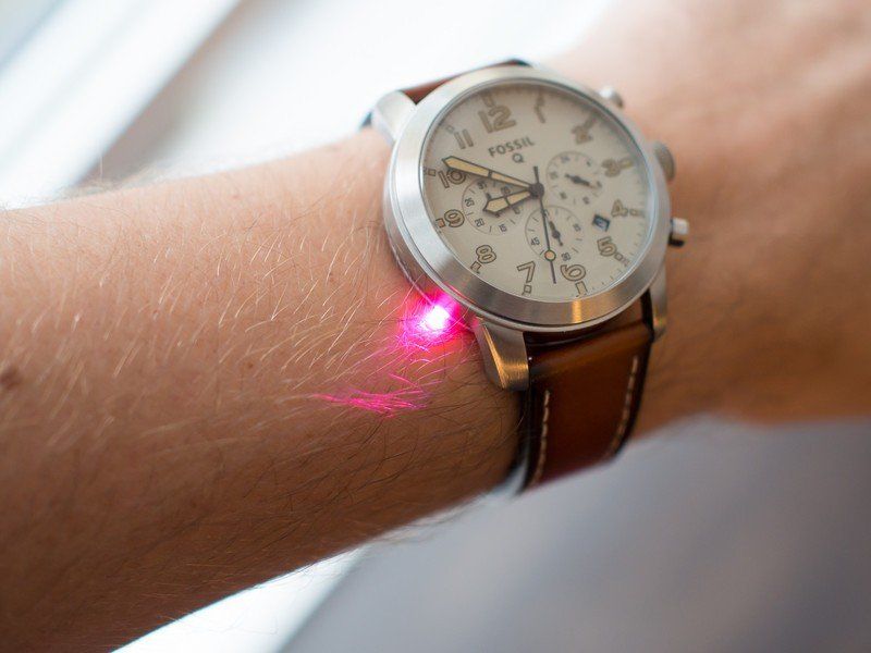 Fossil Q54 Pilot notification light