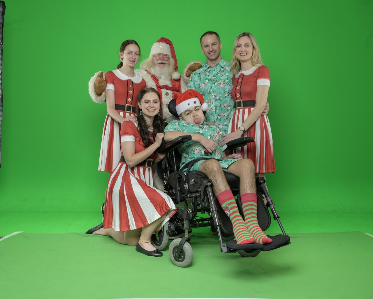 Santa Photoshoots with sick children in hospital