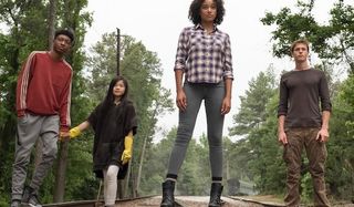The Darkest Minds Amandla Steinberg Ruby and her friends on the train tracks