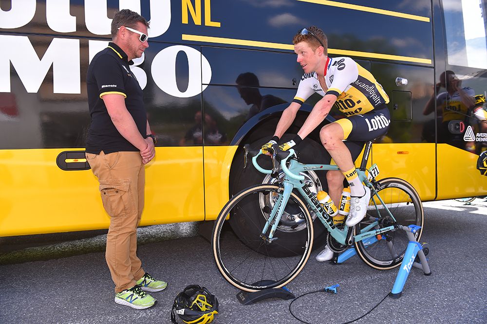 Steven Kruijswijk (LottoNl-Jumbo) warming up for stage 20