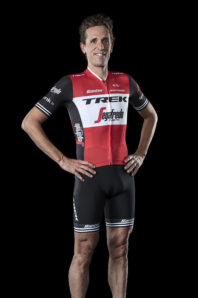 Koen de Kort sports the new 2019 Trek-Segafredo kit